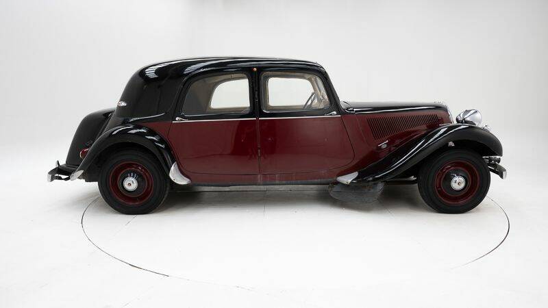 Bild 9/15 von Citroën Traction Avant 15&#x2F;6 Familiale (1952)