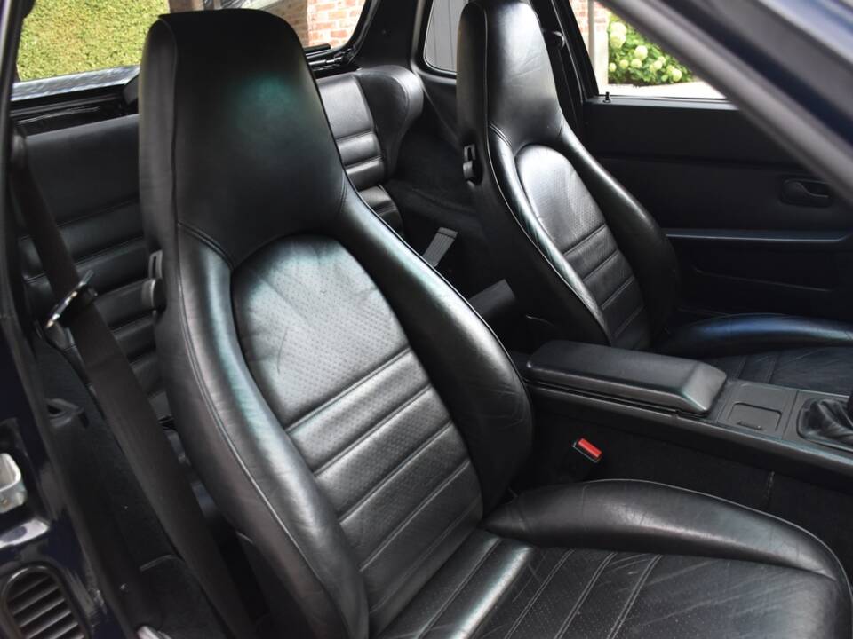 Immagine 29/40 di Porsche 944 (1985)