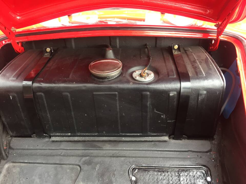 Image 18/20 of Porsche 356 B 1600 Super 90 (1961)