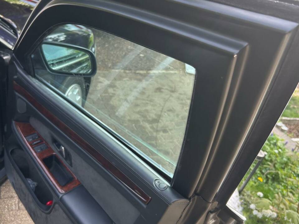 Bild 16/25 von Audi A8 4.2 quattro (2001)