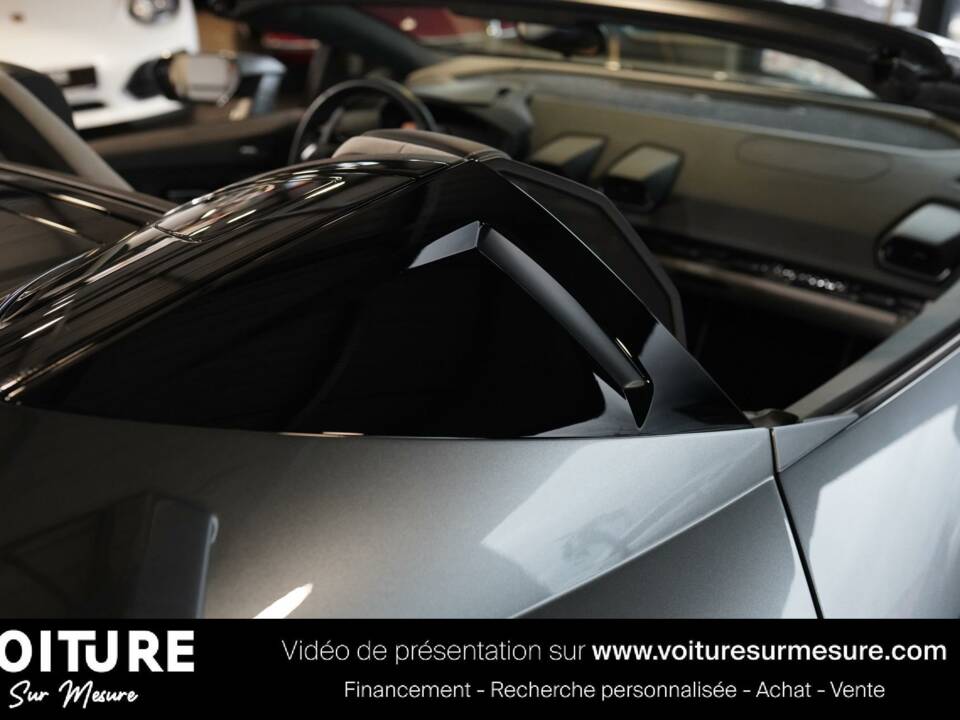 Image 10/44 de Lamborghini Huracán Spyder (2016)