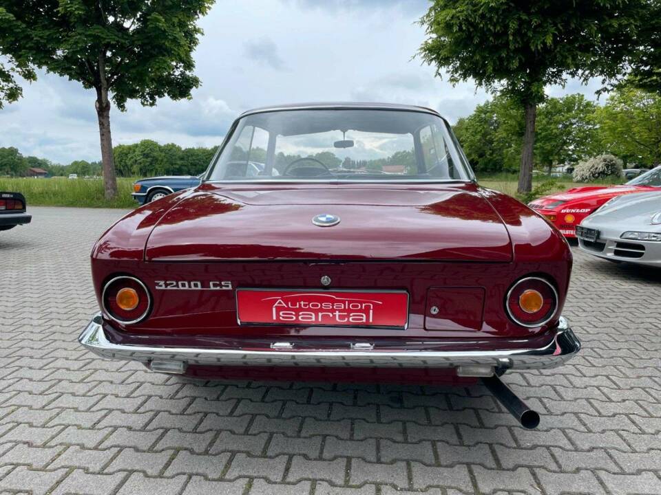 Image 7/20 of BMW 3200 CS (1965)