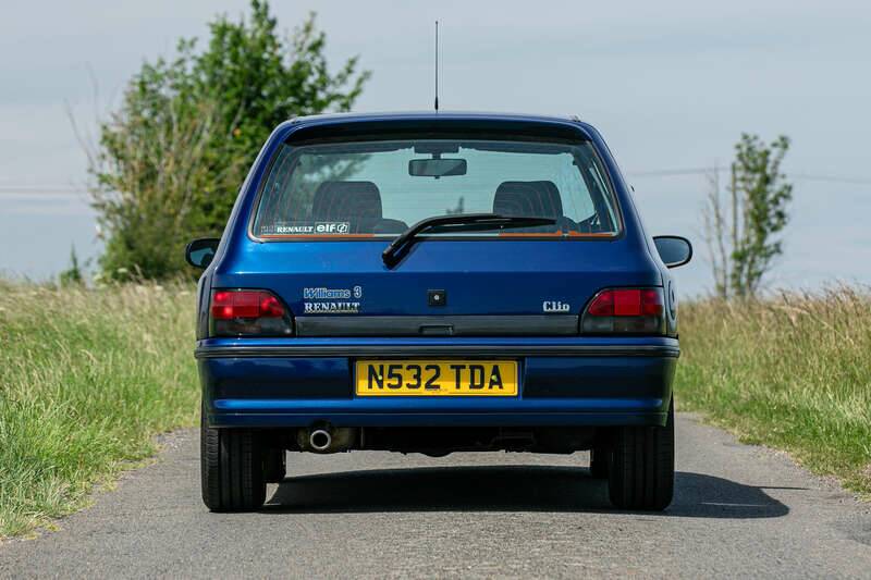 Imagen 7/44 de Renault Clio I Williams (1995)