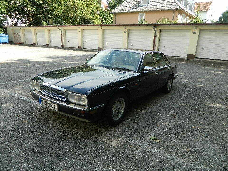 Bild 6/16 von Jaguar XJ 40 4.0 (1992)