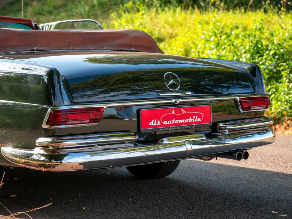 Bild 40/41 von Mercedes-Benz 250 SE (1967)