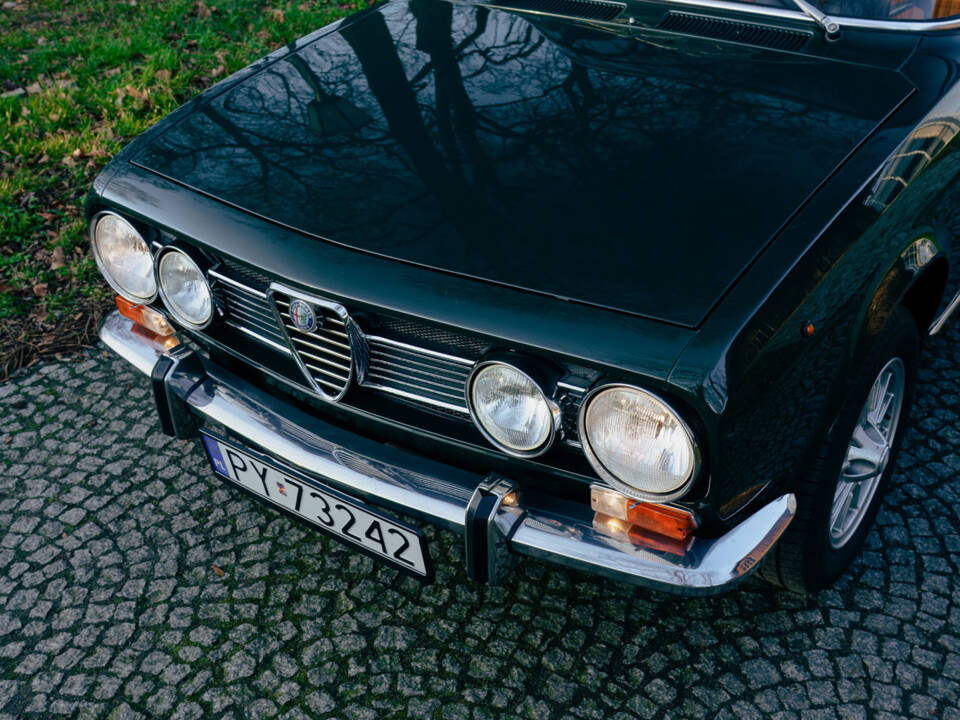 Image 60/78 de Alfa Romeo 1750 Berlina (1970)
