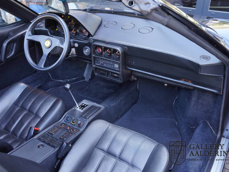 Afbeelding 26/50 van Ferrari 328 GTS (1987)