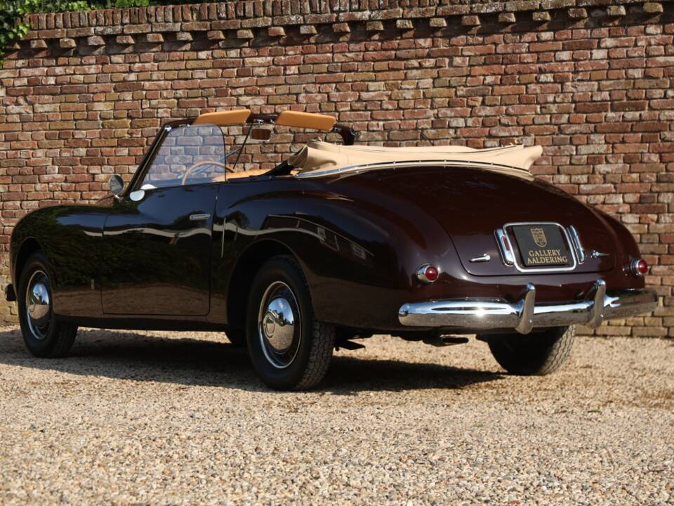 Immagine 2/50 di FIAT 1500 D (1949)