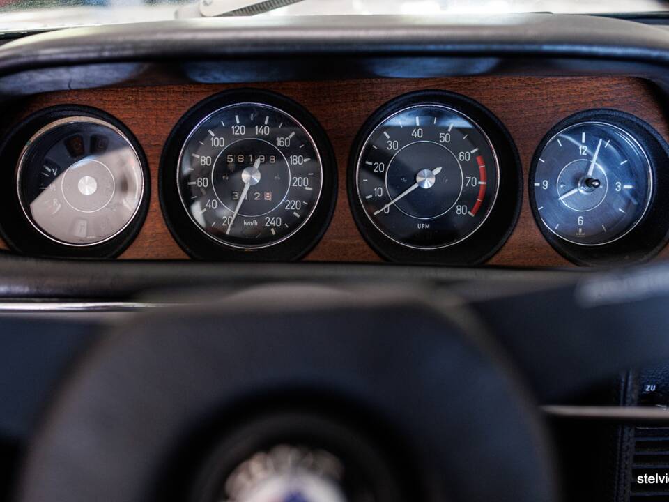 Bild 23/35 von BMW 3,0 CSi (1974)