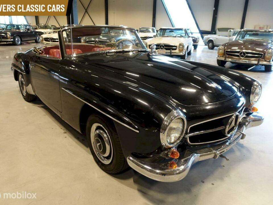 Afbeelding 3/11 van Mercedes-Benz 190 SL (1962)