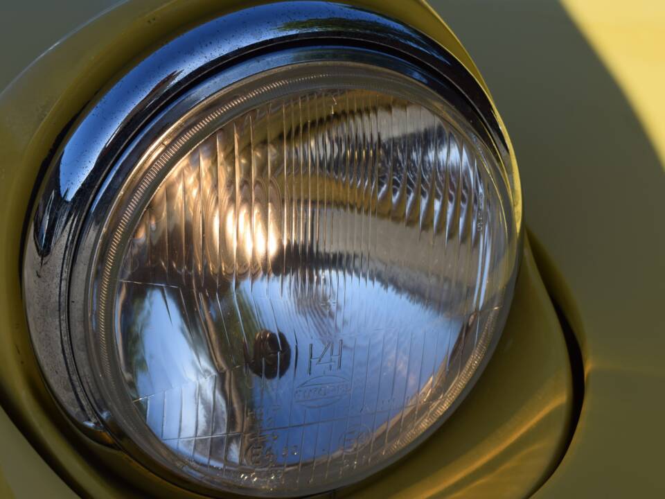 Image 41/50 of Lotus Elan S4 (1968)