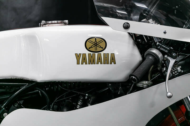 Image 19/29 of Yamaha DUMMY (1977)