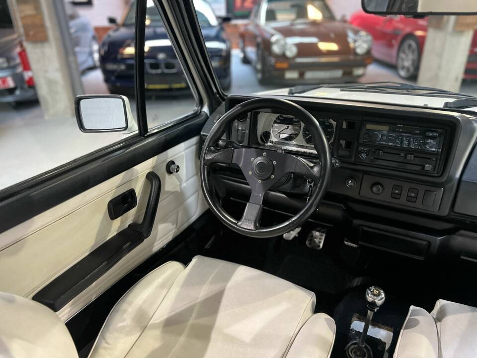 Immagine 17/68 di Volkswagen Golf III GTI 2.0 (1993)