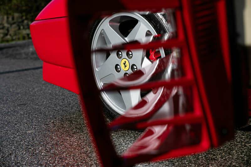 Image 17/36 of Ferrari 348 TS (2000)