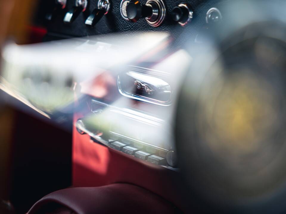 Image 37/50 de Jaguar Type E 3.8 (1963)