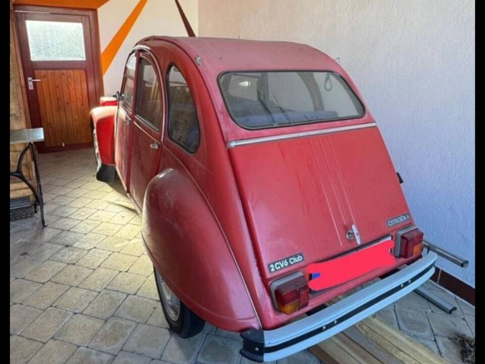 Image 5/11 de Citroën 2 CV 6 (1984)