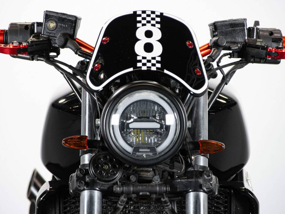 Bild 34/50 von Kawasaki DUMMY (2000)