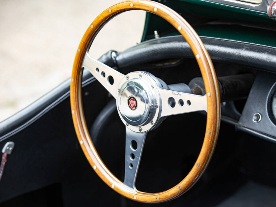 Afbeelding 12/36 van Jaguar XK 120 OTS (1951)