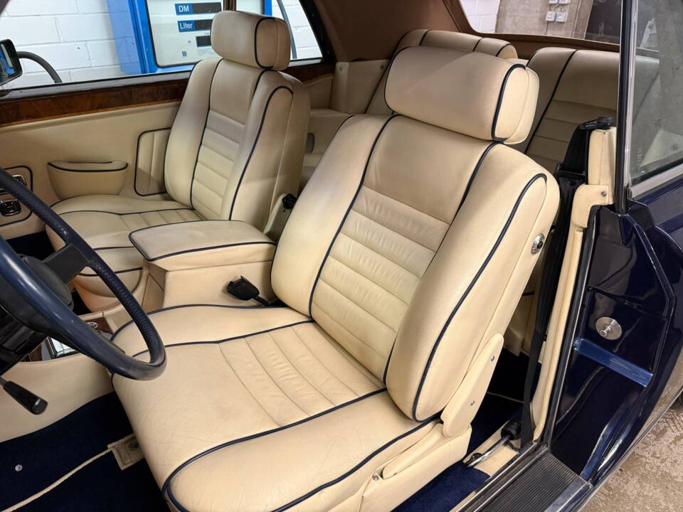 Bild 9/24 von Rolls-Royce Corniche I (1986)