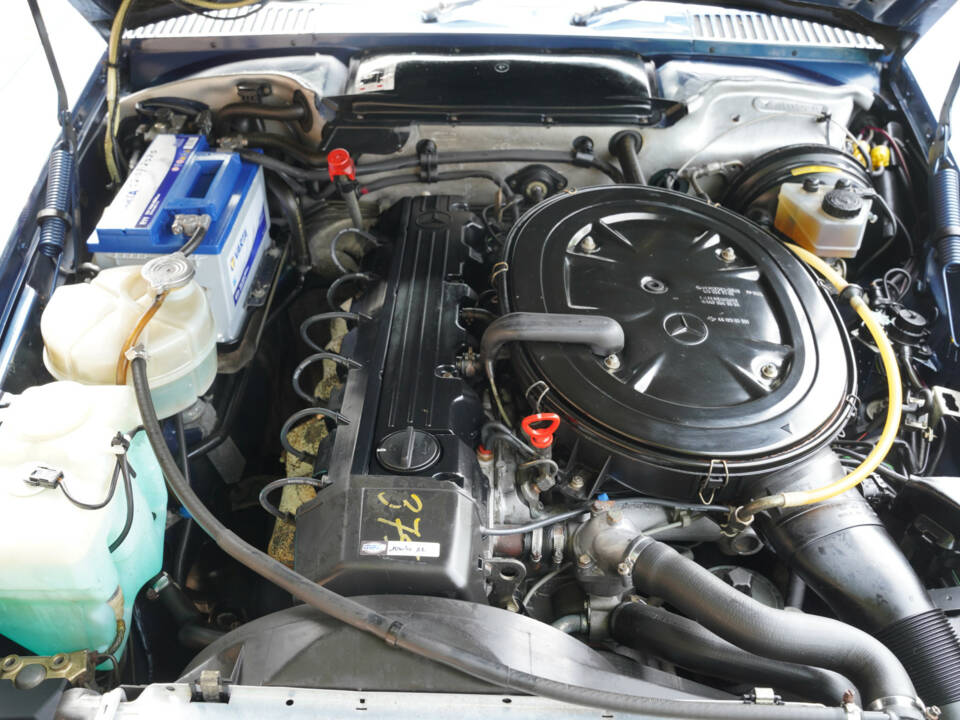 Immagine 4/50 di Mercedes-Benz 300 SL (1986)