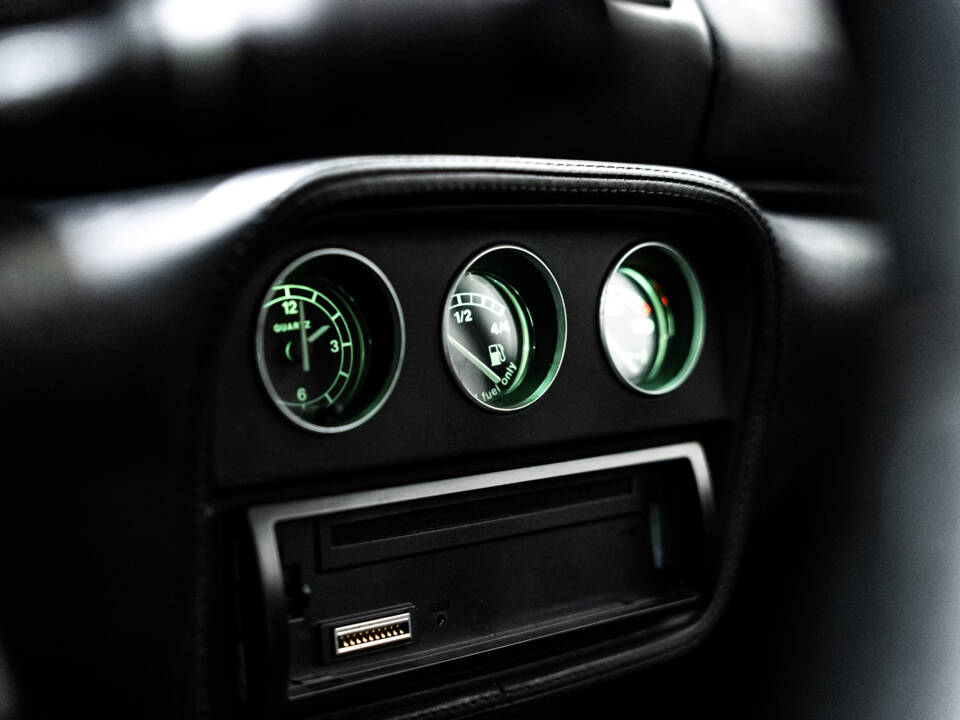 Image 41/55 of Ferrari F 355 Berlinetta (1994)