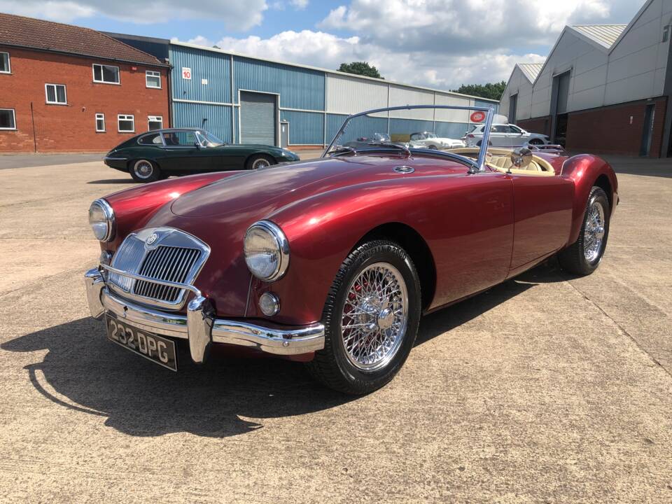 Bild 3/12 von MG MGA 1500 (1957)