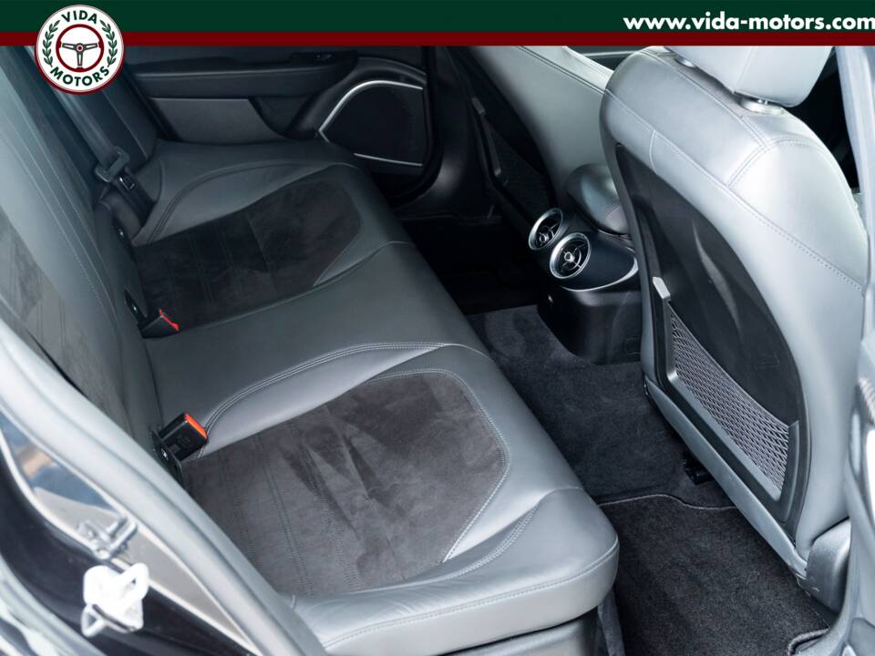 Bild 11/15 von Alfa Romeo Giulia Quadrifoglio (2017)