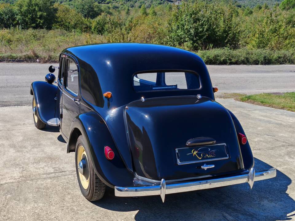 Image 7/47 of Citroën Traction Avant 11 B (1955)