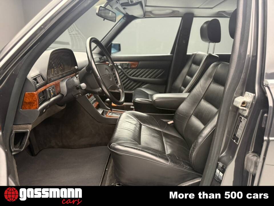 Image 10/15 of Mercedes-Benz 560 SEL (1991)