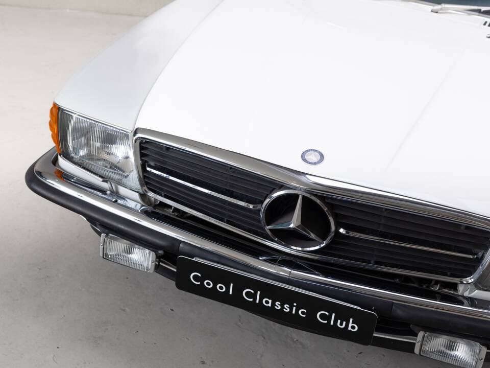 Image 26/35 de Mercedes-Benz 500 SL (1984)