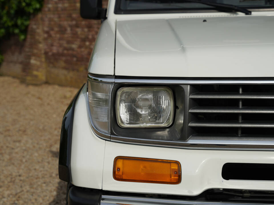 Immagine 25/50 di Toyota Land Cruiser 2.4 LX Turbo (1992)