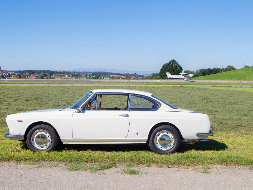 Image 25/26 of Lancia Flavia 1.8 (Pininfarina) (1965)