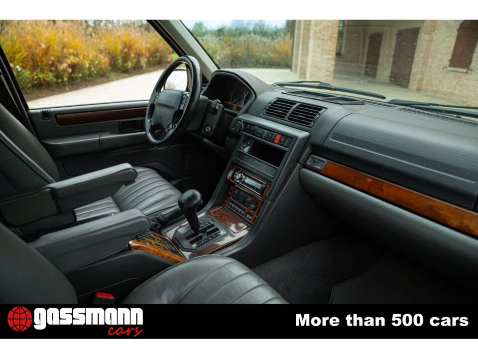 Image 10/15 of Land Rover Range Rover 4.6 HSE (1998)