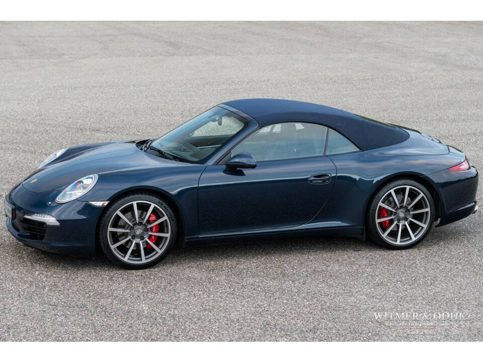 Image 1/29 of Porsche 911 Carrera S (2012)