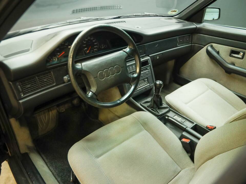 Image 3/50 de Audi 100 - 2.3E quattro (1990)