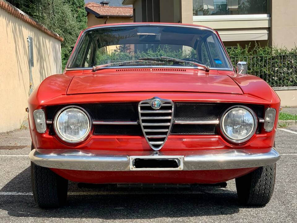 Bild 1/19 von Alfa Romeo Giulia 1300 GT Junior (1969)