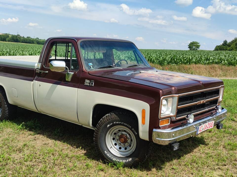 Immagine 2/110 di GMC Sierra 2500 (1975)