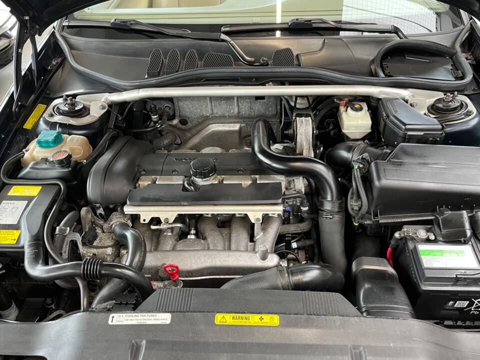 Bild 10/37 von Volvo C70 2.0 T (2001)