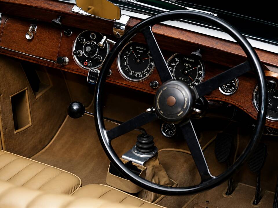 Image 10/15 of Lagonda V12 DHC (1938)