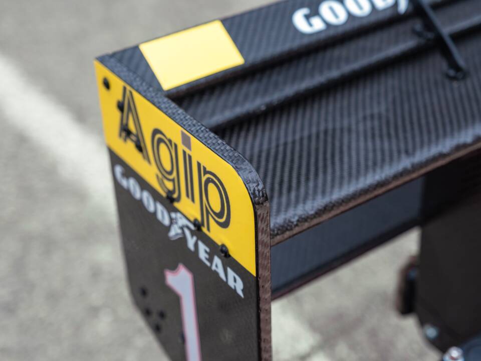 Image 28/85 of Ferrari 641 (1990)