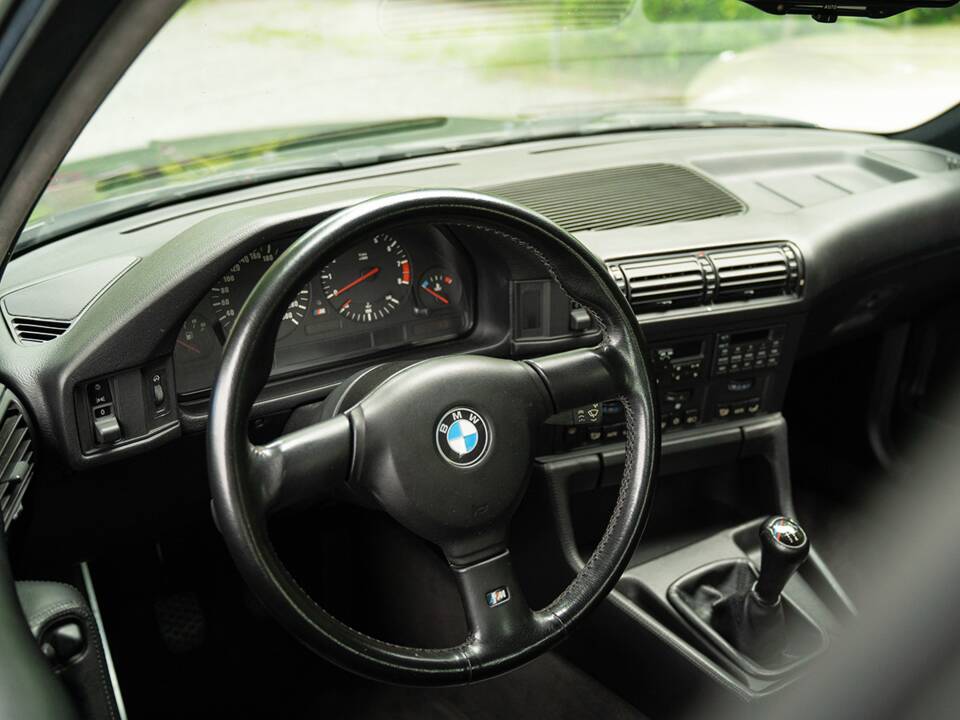 Bild 5/45 von BMW M5 (1992)