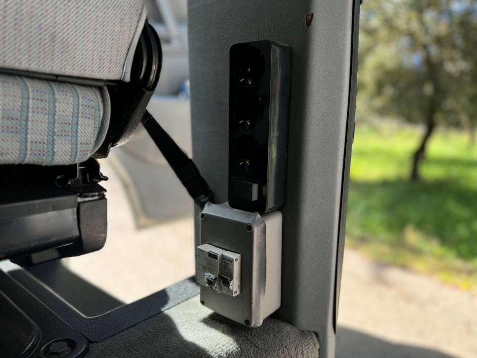 Immagine 29/36 di Volkswagen T4 Multivan 2.5 Syncro (1994)