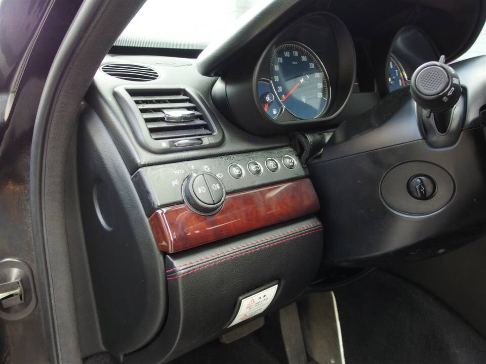 Bild 51/98 von Maserati Quattroporte S 4.7 (2010)