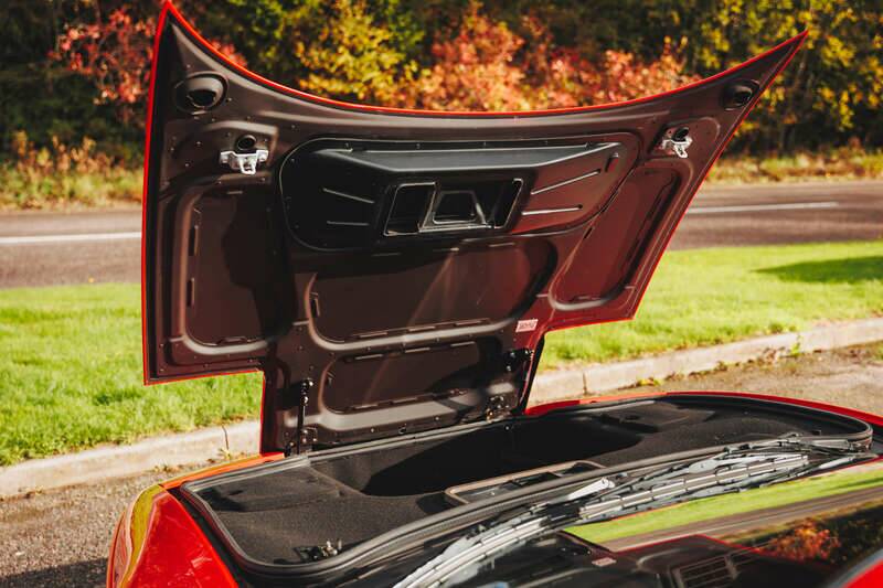 Image 42/50 de Ferrari F 355 Berlinetta (1998)