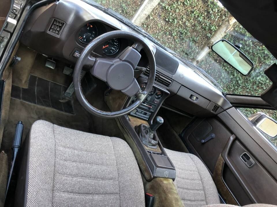 Bild 2/8 von Porsche 924 (1983)