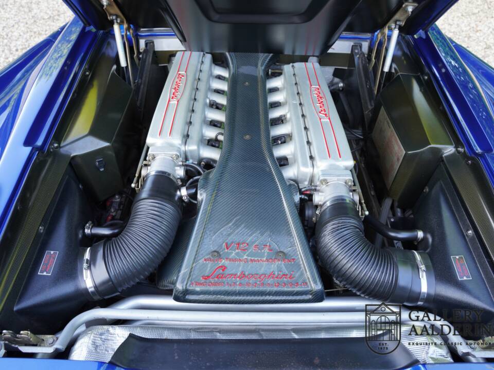 Image 9/50 of Lamborghini Diablo VT Roadster (1996)