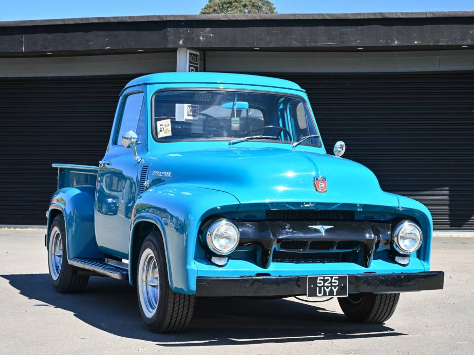 Image 7/50 de Ford F-100 (1954)