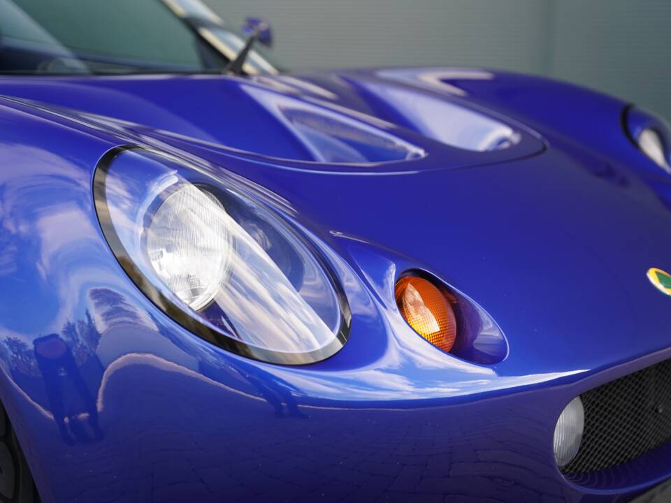 Bild 33/50 von Lotus Elise 111 (1998)