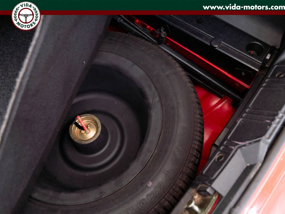 Immagine 10/17 di BMW 318i (1996)