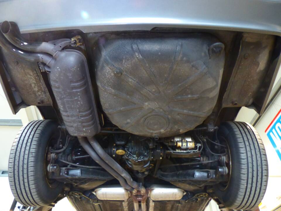 Image 52/91 of Mercedes-Benz 560 SEL (1990)
